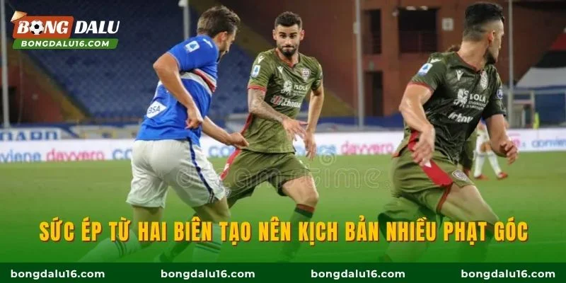 Sức ép từ hai biên tạo nên kịch bản nhiều phạt góc